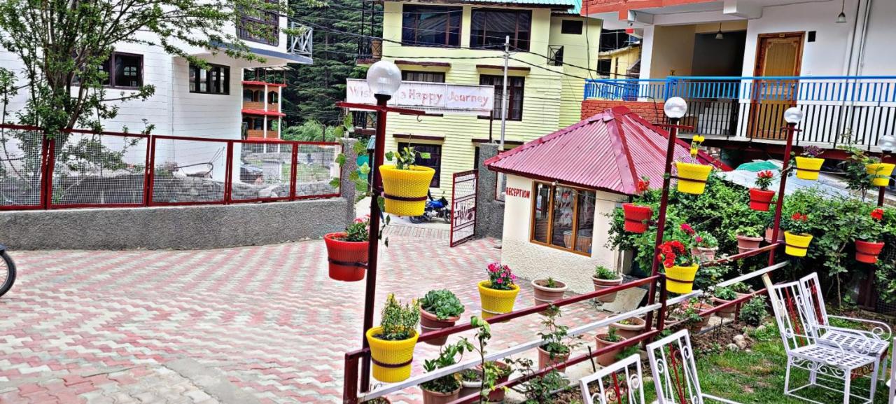 Hotel Chetna Манали Экстерьер фото