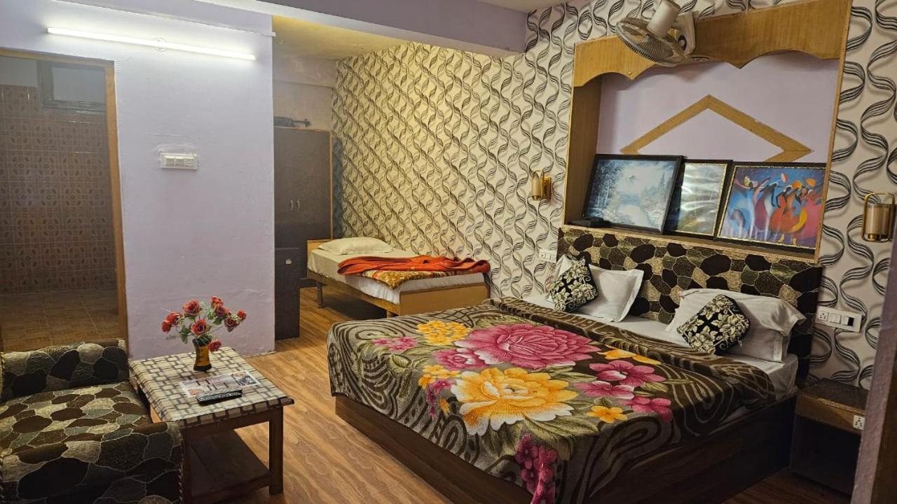 Hotel Chetna Манали Экстерьер фото
