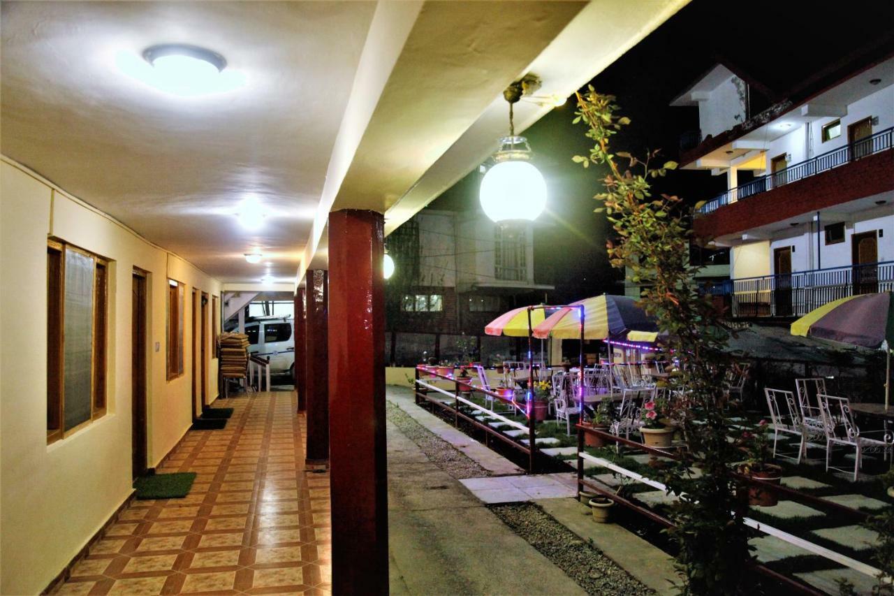 Hotel Chetna Манали Экстерьер фото